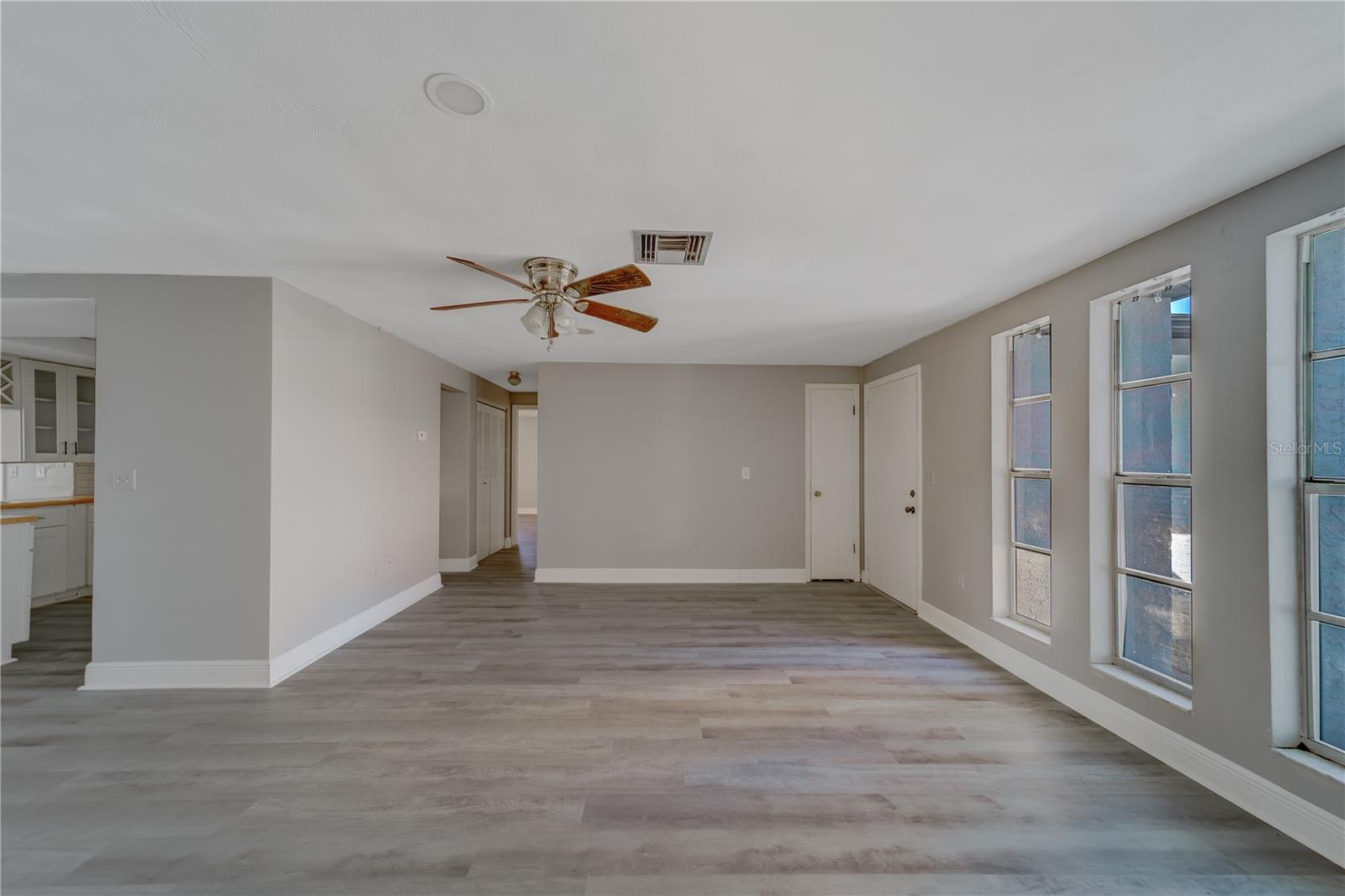 Image 6 of 40 For 8234 Medford Drive