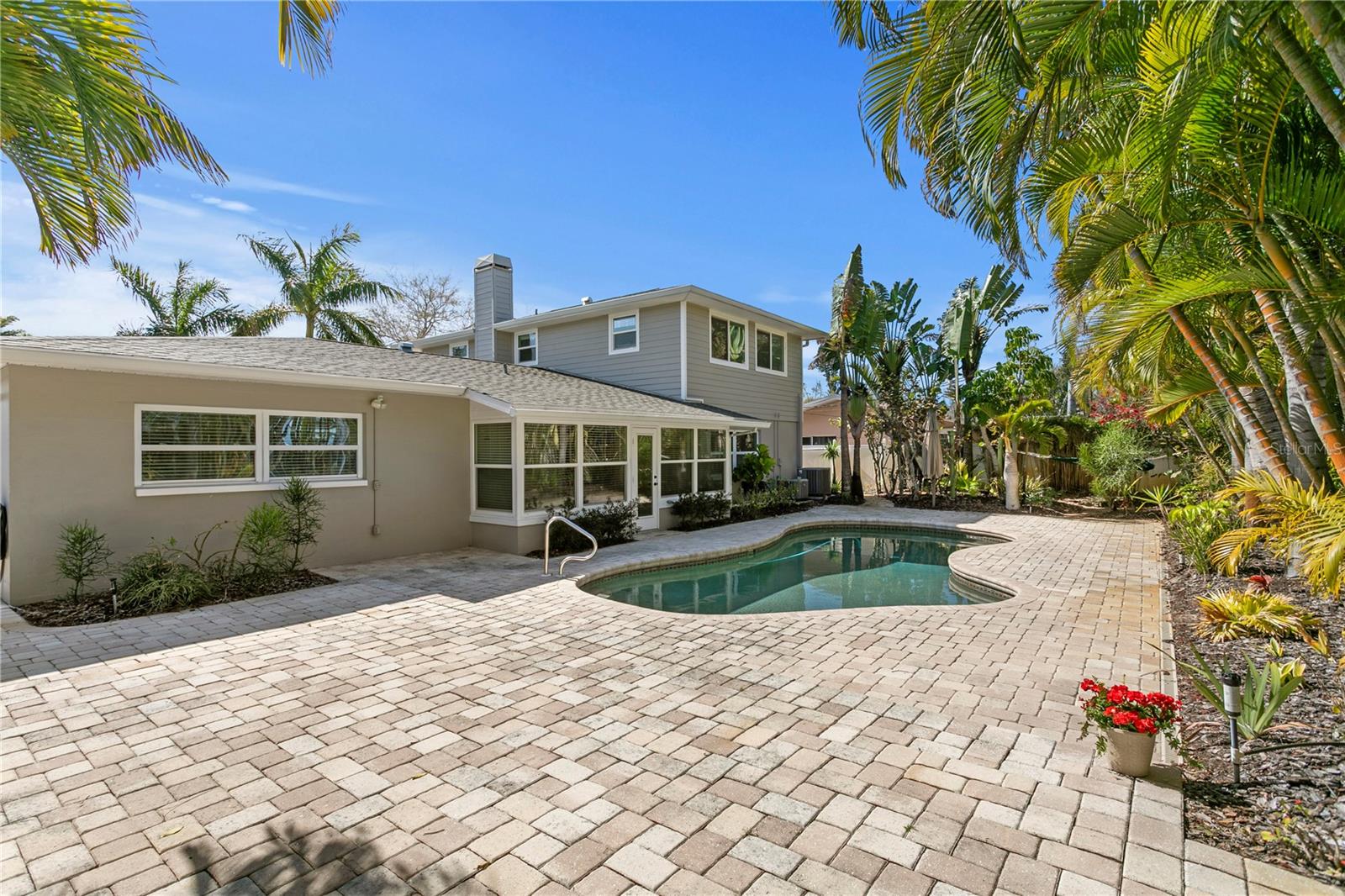 Image 36 of 46 For 6604 Blue Heron Drive S