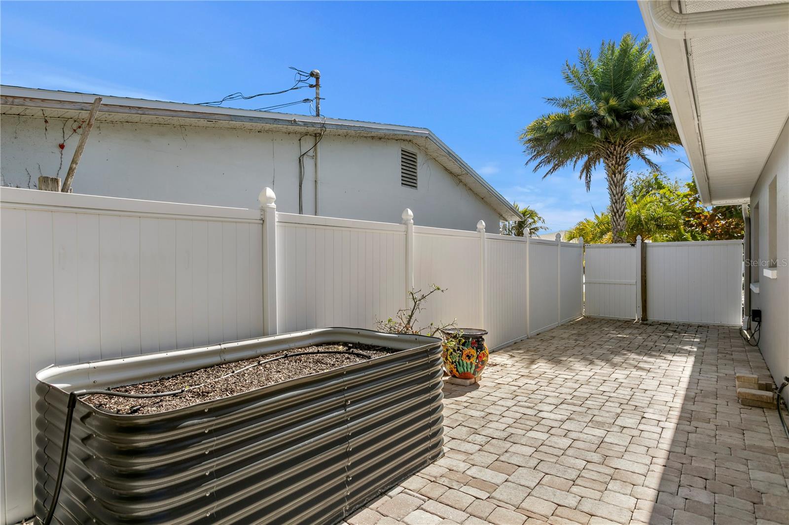 Image 43 of 46 For 6604 Blue Heron Drive S