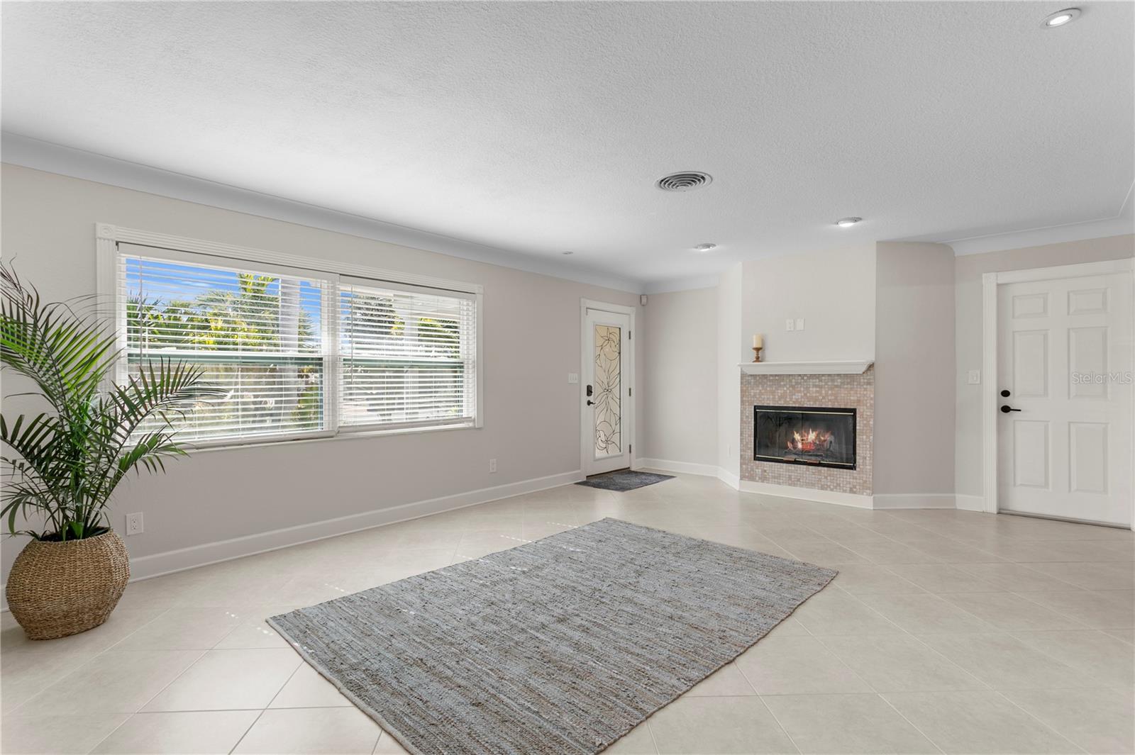 Image 6 of 46 For 6604 Blue Heron Drive S