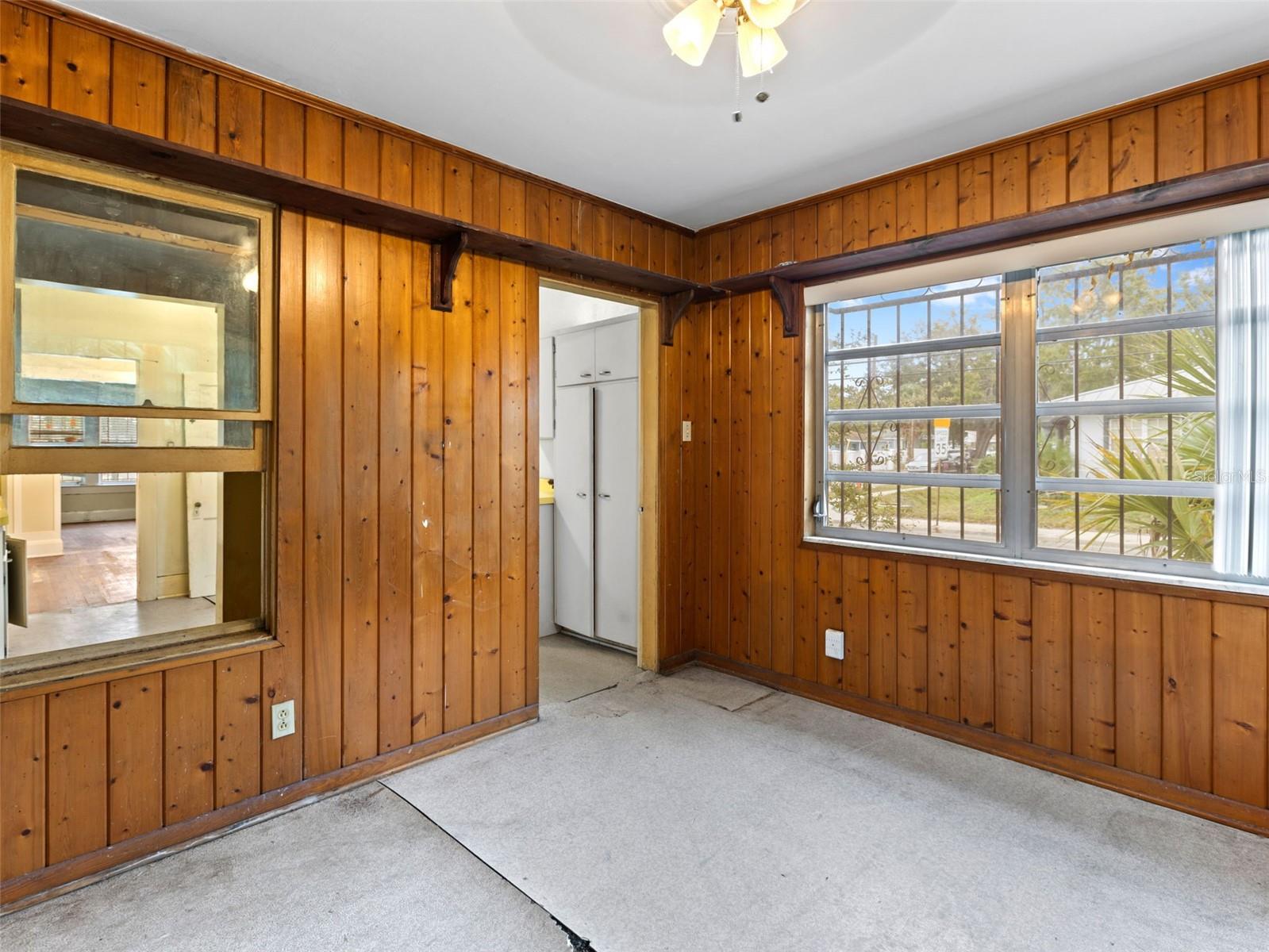 Listing photo id 15 for 702 Virginia Avenue