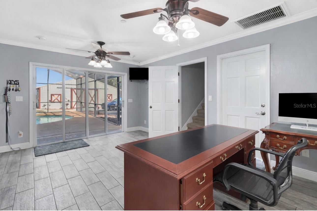 Image 26 of 79 For 14951 Thoroughbred Lane