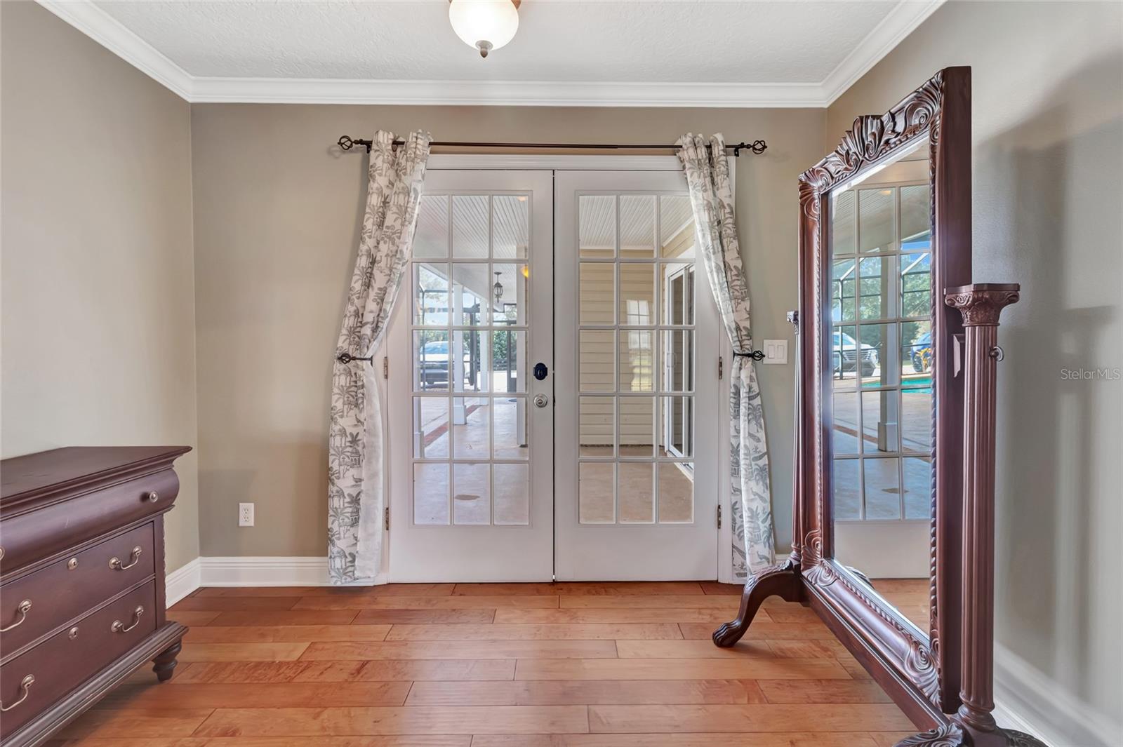 Image 37 of 79 For 14951 Thoroughbred Lane