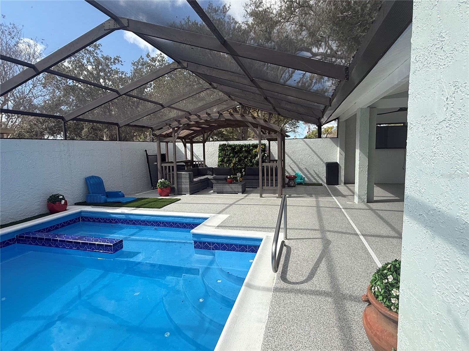 Image 21 of 61 For 6728 Islander Lane