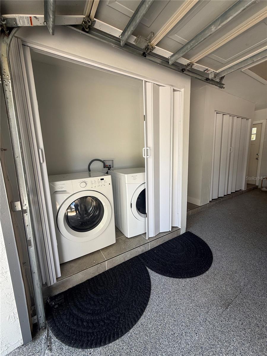 Image 55 of 61 For 6728 Islander Lane