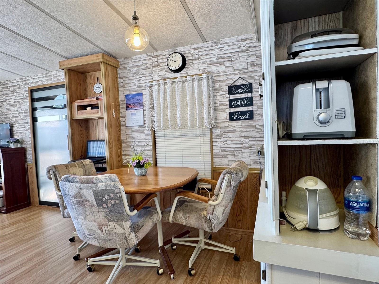 Image 12 of 32 For 35170 Danny Drive 159