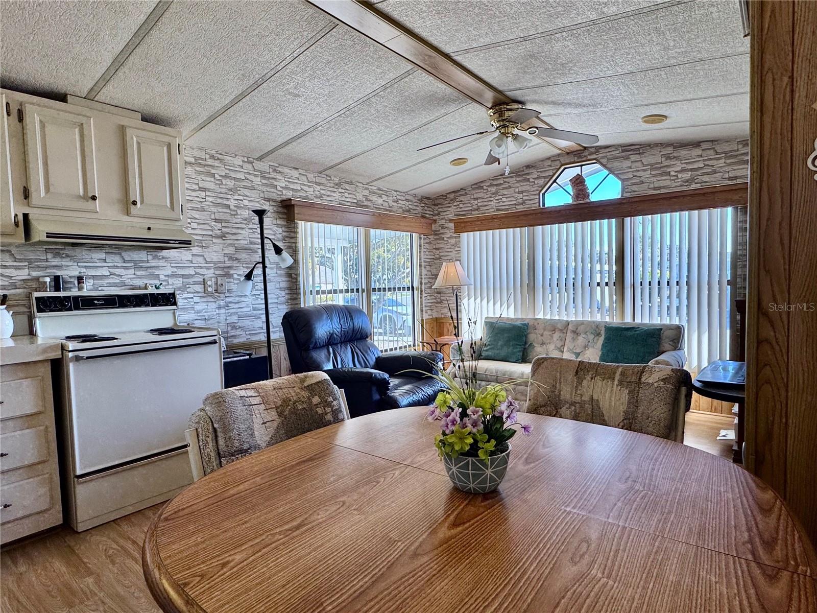 Image 13 of 32 For 35170 Danny Drive 159