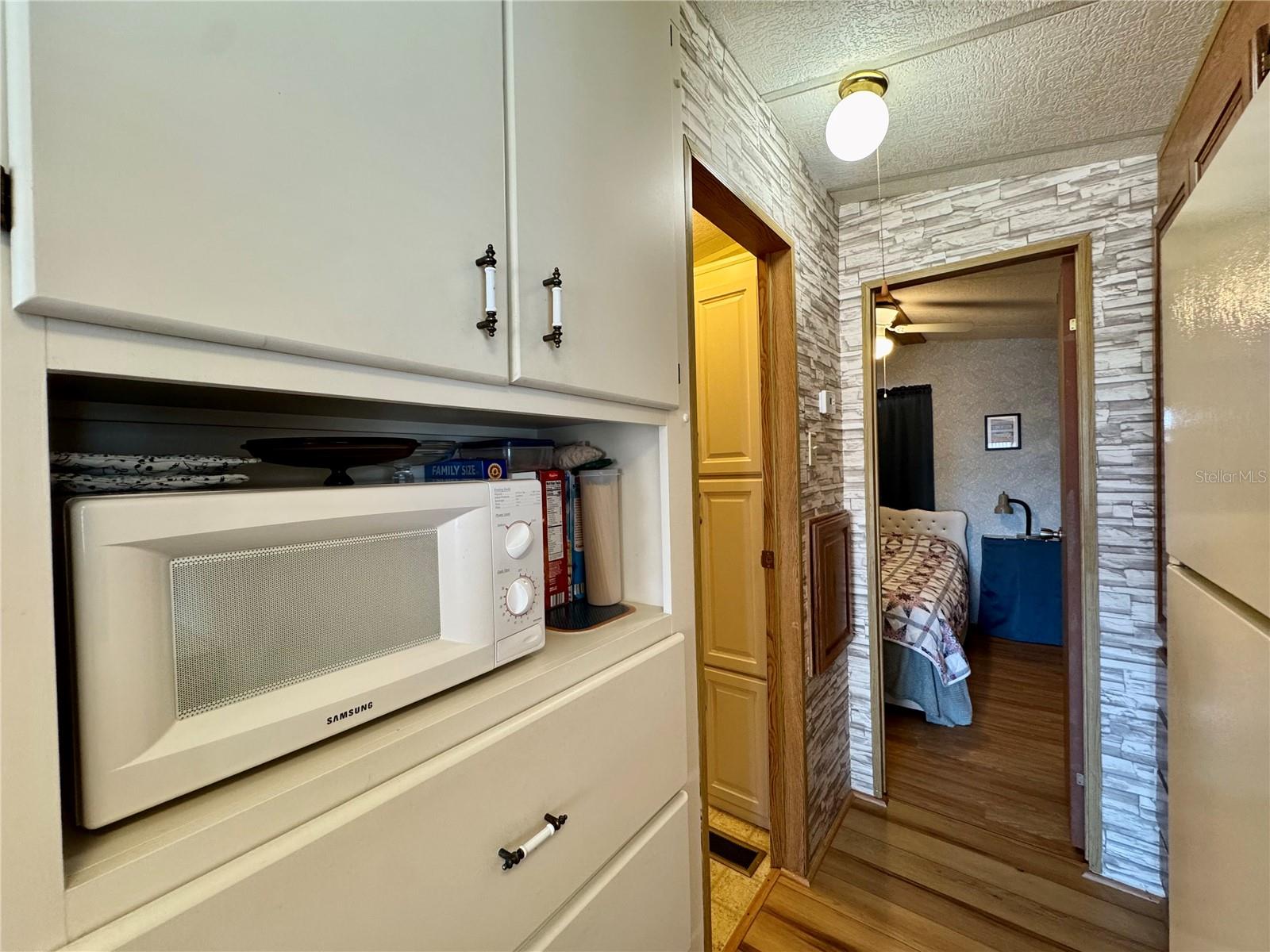 Image 16 of 32 For 35170 Danny Drive 159