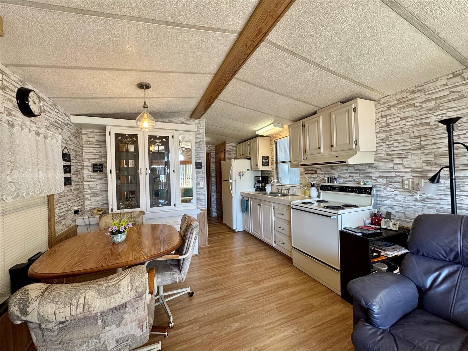 Image 9 of 32 For 35170 Danny Drive 159