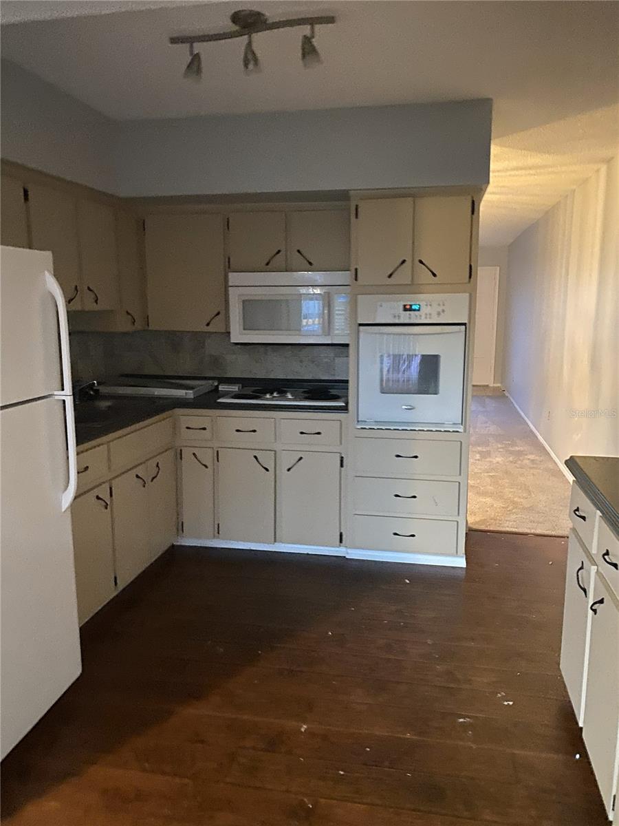 Image 8 of 15 For 2361 Jamaican Street 47