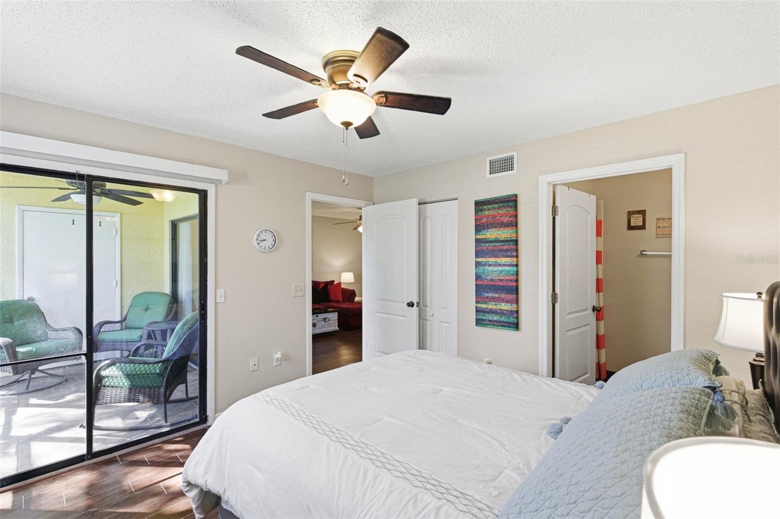 Image 18 of 49 For 3001 58th Avenue S 105