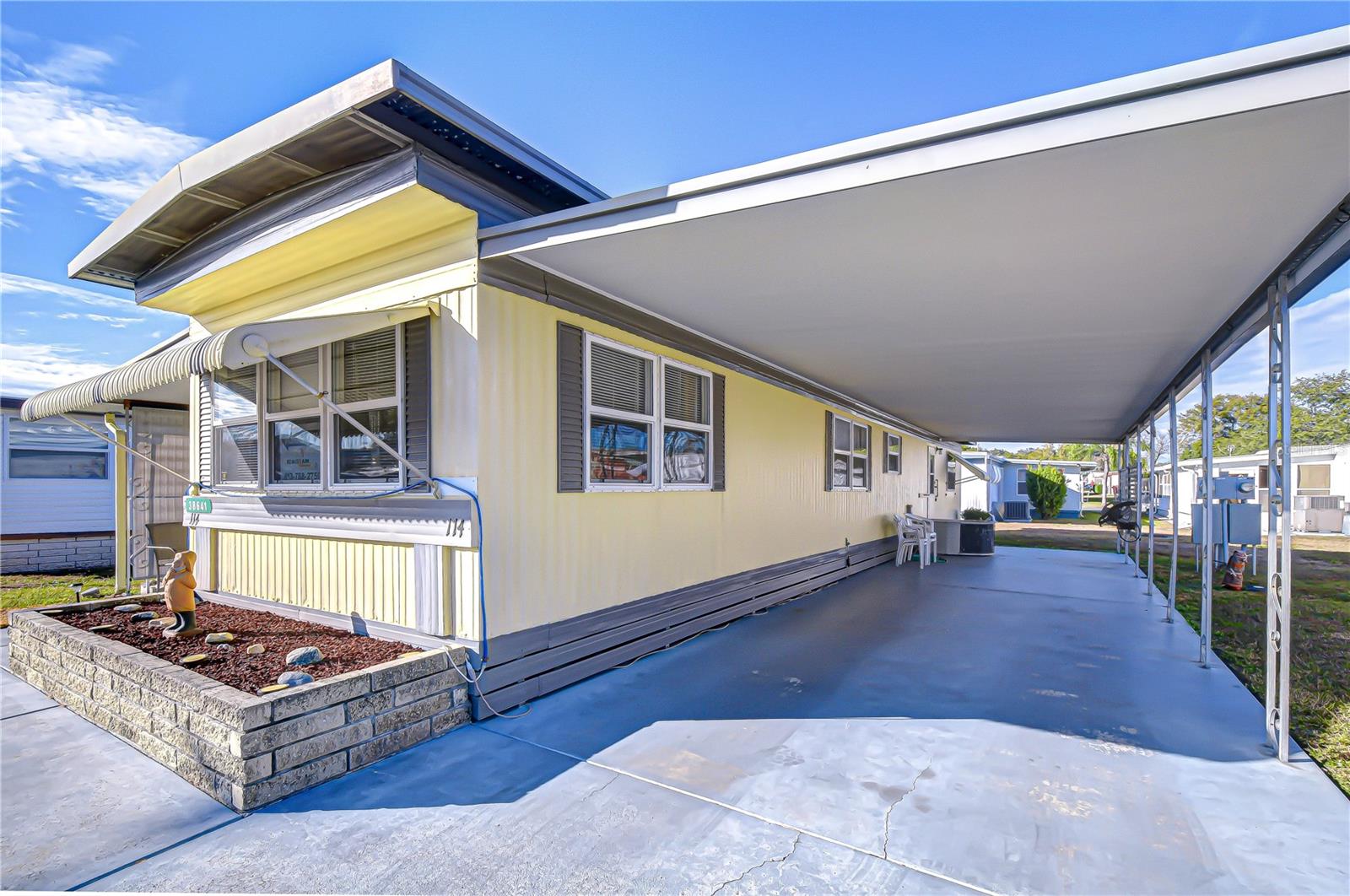 Image 2 of 46 For 38641 Lansing Avenue