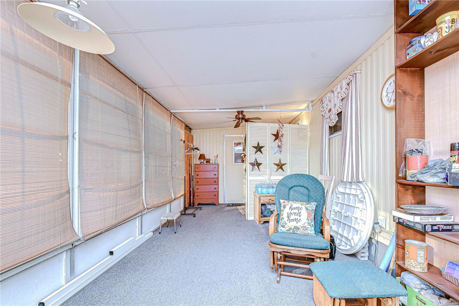 Image 21 of 46 For 38641 Lansing Avenue