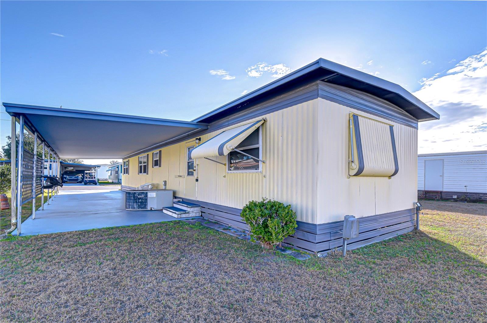 Image 26 of 46 For 38641 Lansing Avenue