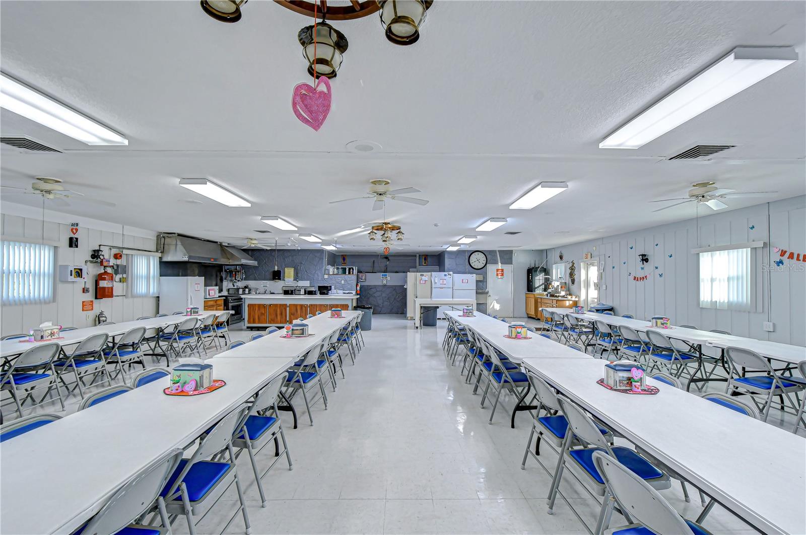 Image 31 of 46 For 38641 Lansing Avenue