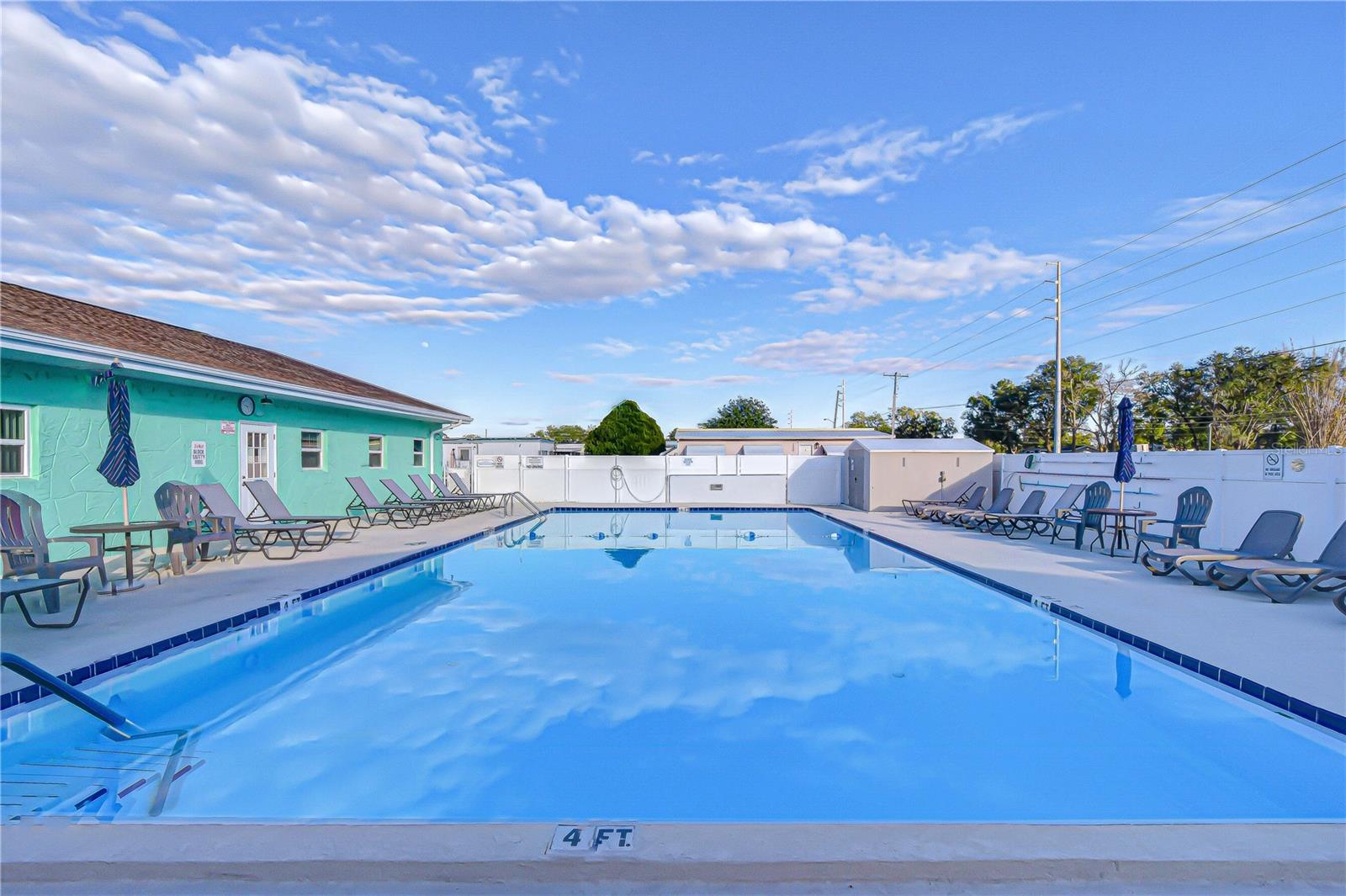 Image 35 of 46 For 38641 Lansing Avenue