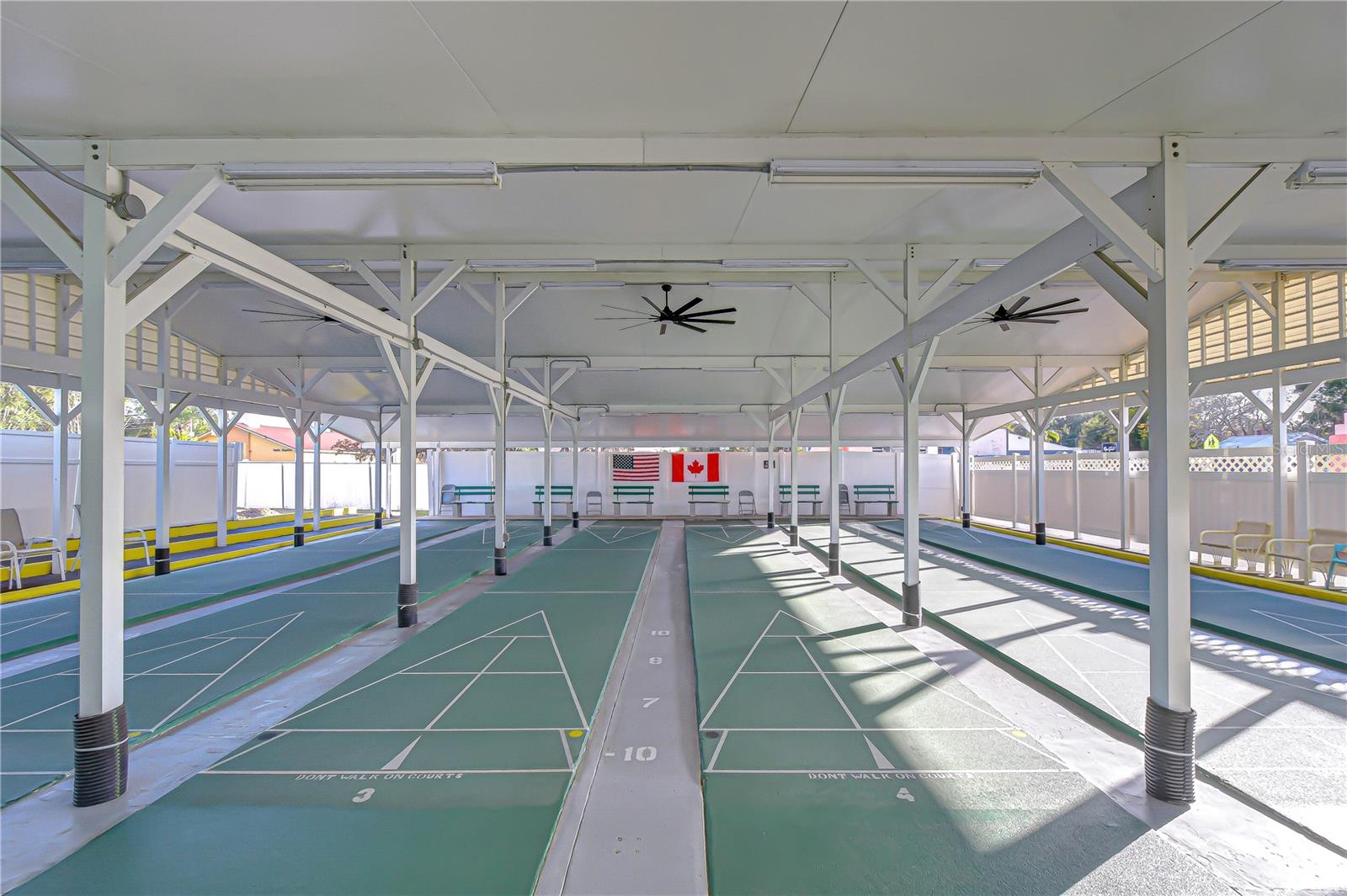 Image 42 of 46 For 38641 Lansing Avenue