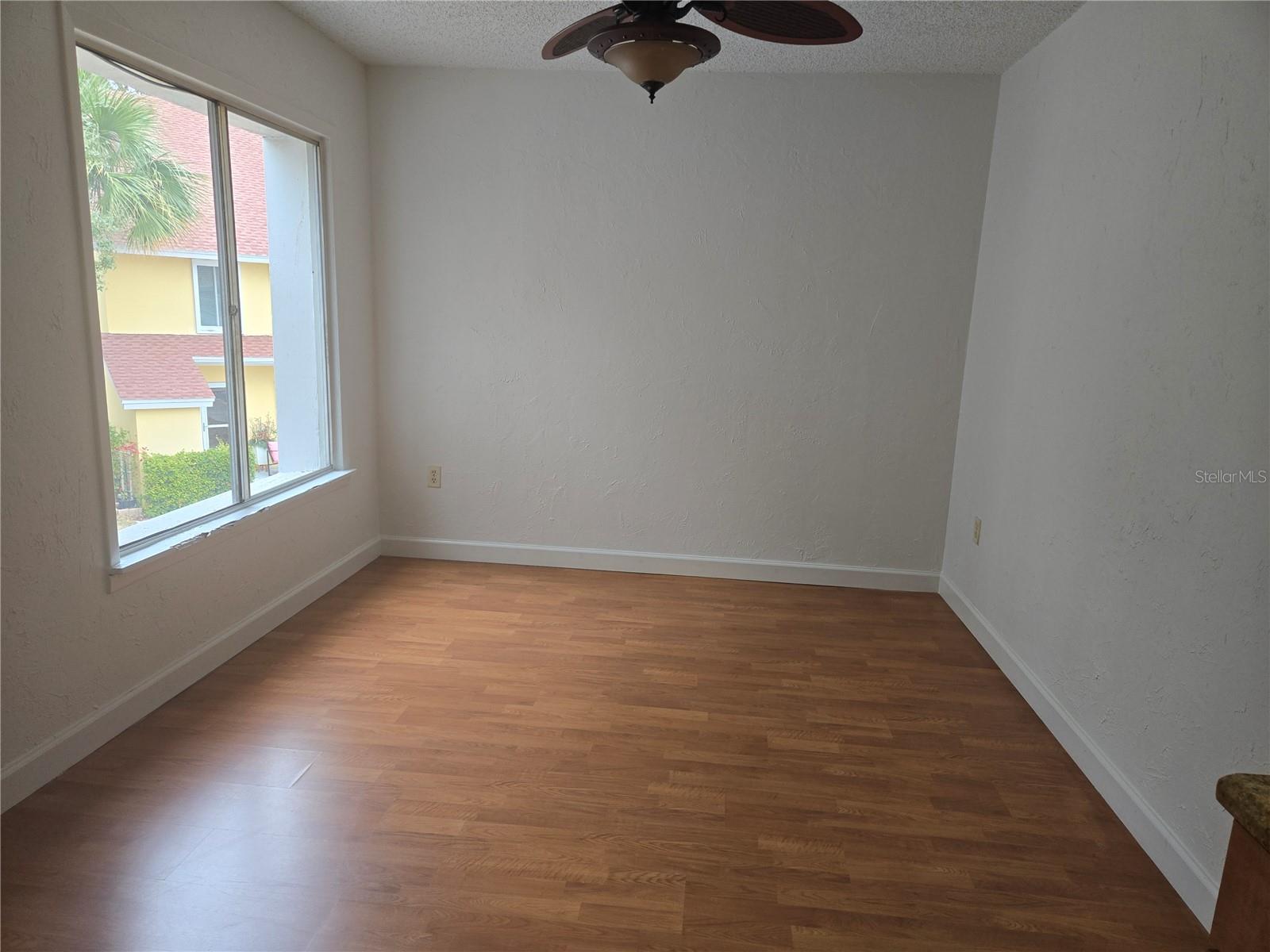 Image 15 of 36 For 4105 38th Avenue S F