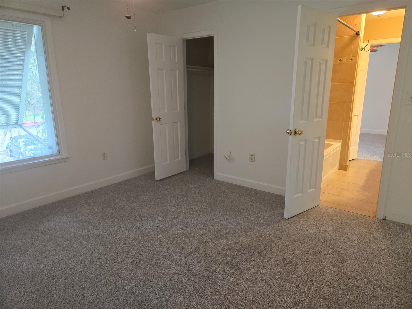 Image 30 of 36 For 4105 38th Avenue S F