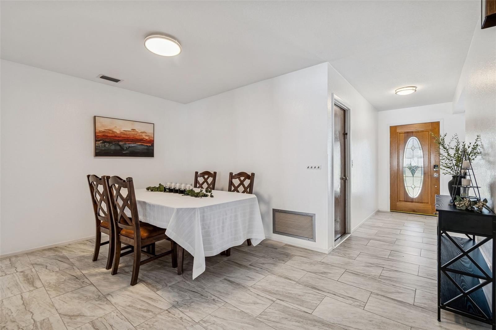 Image 23 of 59 For 14301 86th Avenue