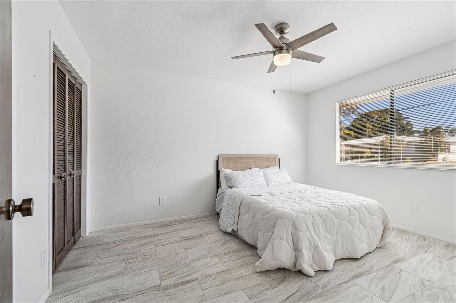 Image 38 of 59 For 14301 86th Avenue