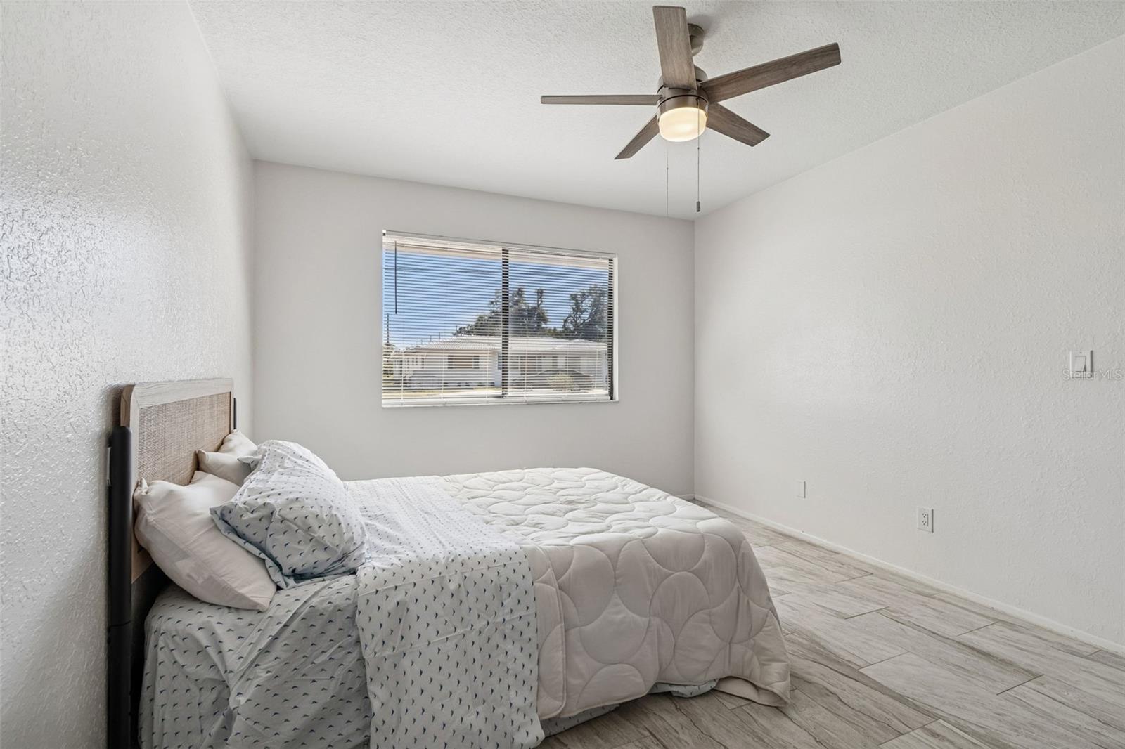 Image 39 of 59 For 14301 86th Avenue