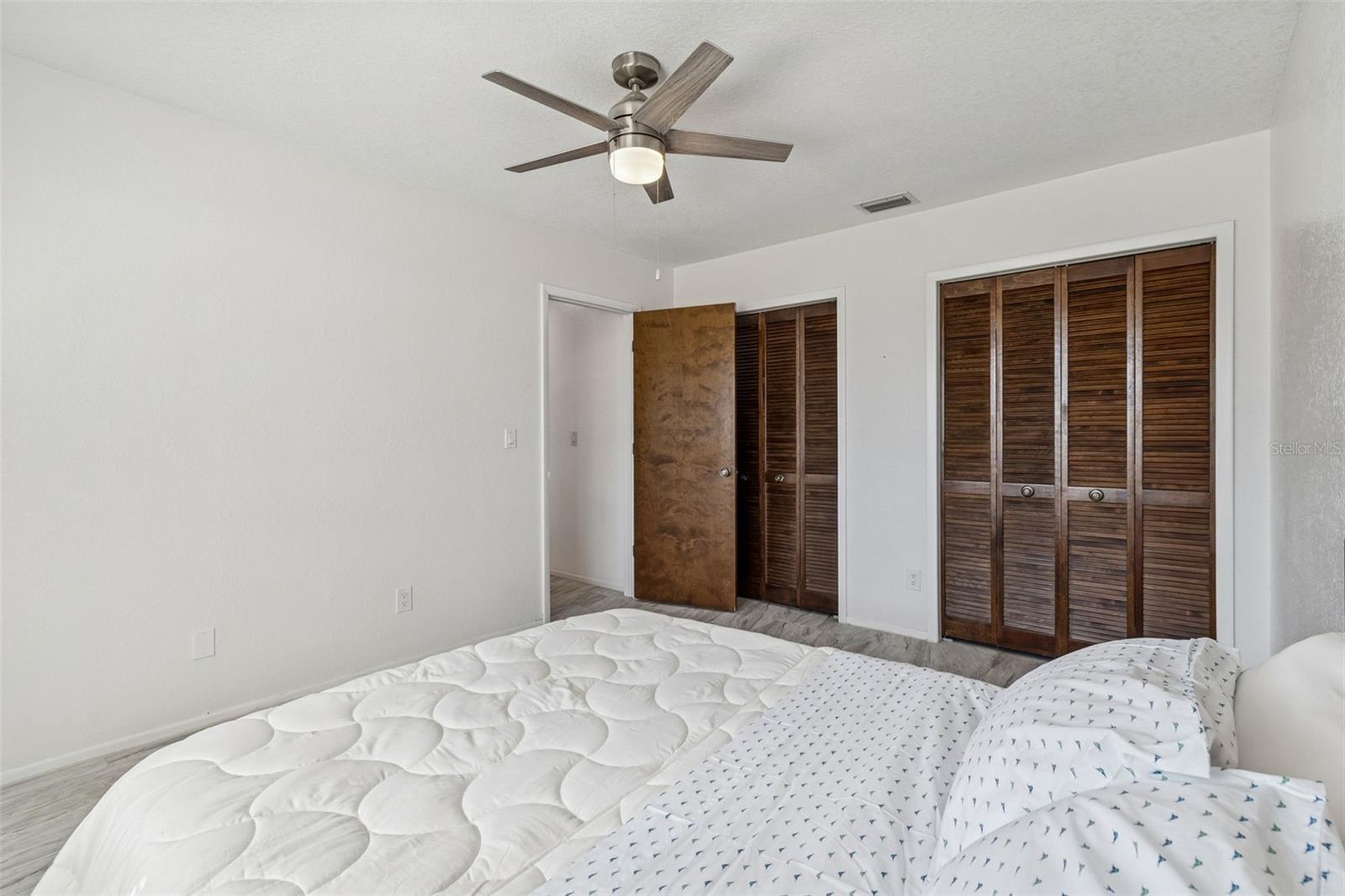 Image 41 of 59 For 14301 86th Avenue