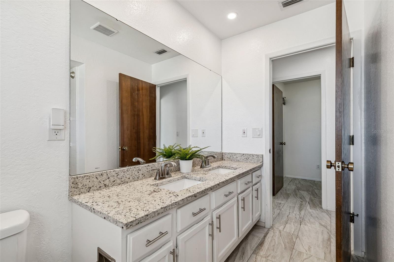 Image 45 of 59 For 14301 86th Avenue