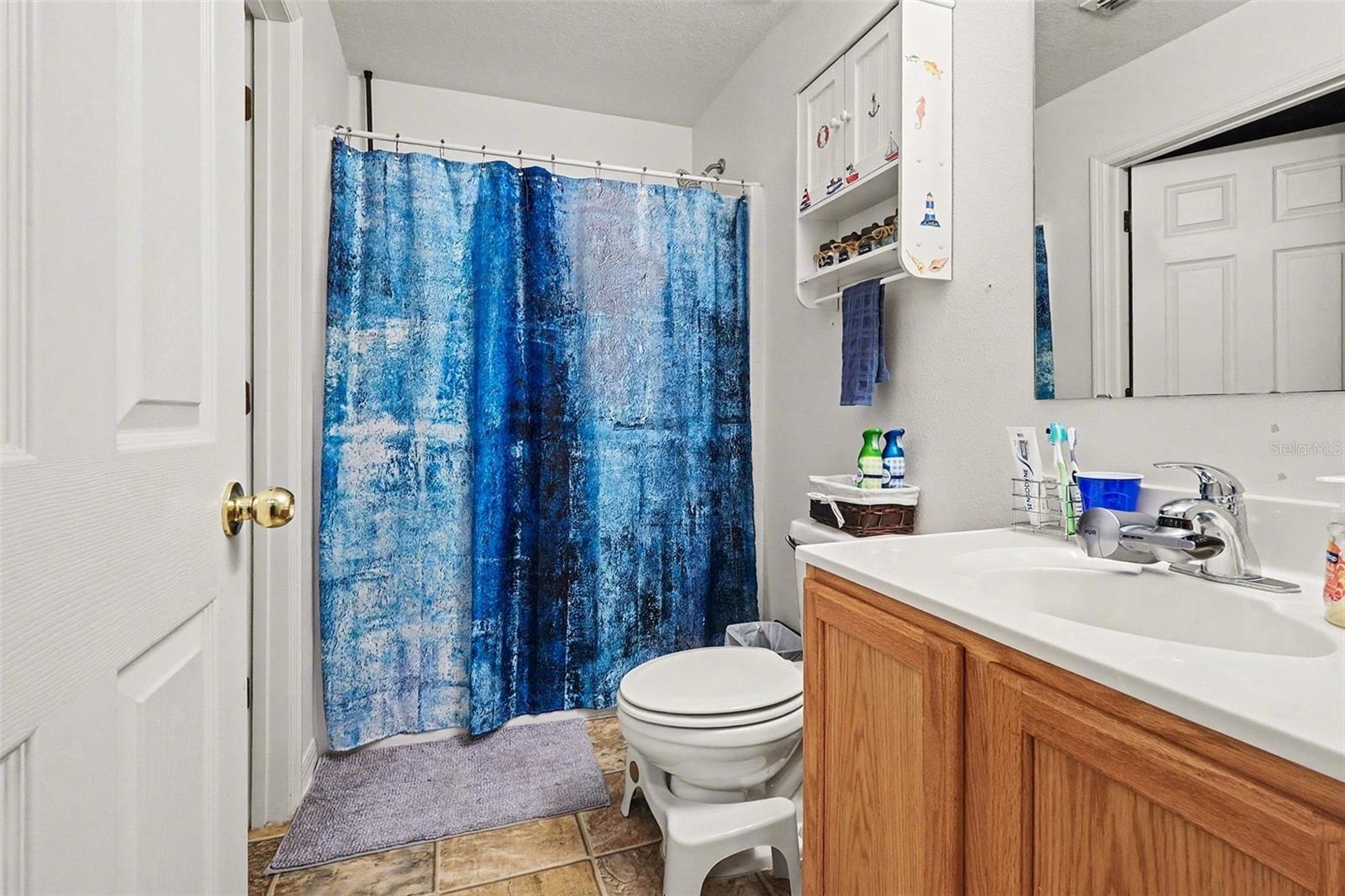 Image 36 of 44 For 1470 Shorewood Drive