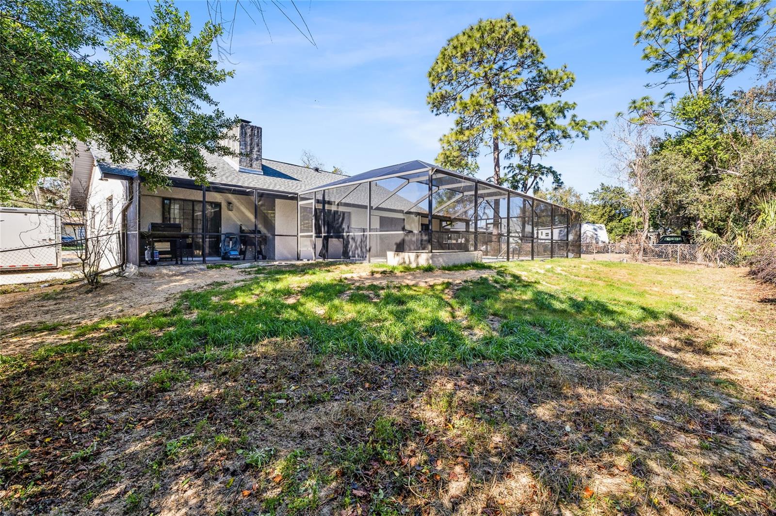 Image 28 of 31 For 965 Lyle Avenue