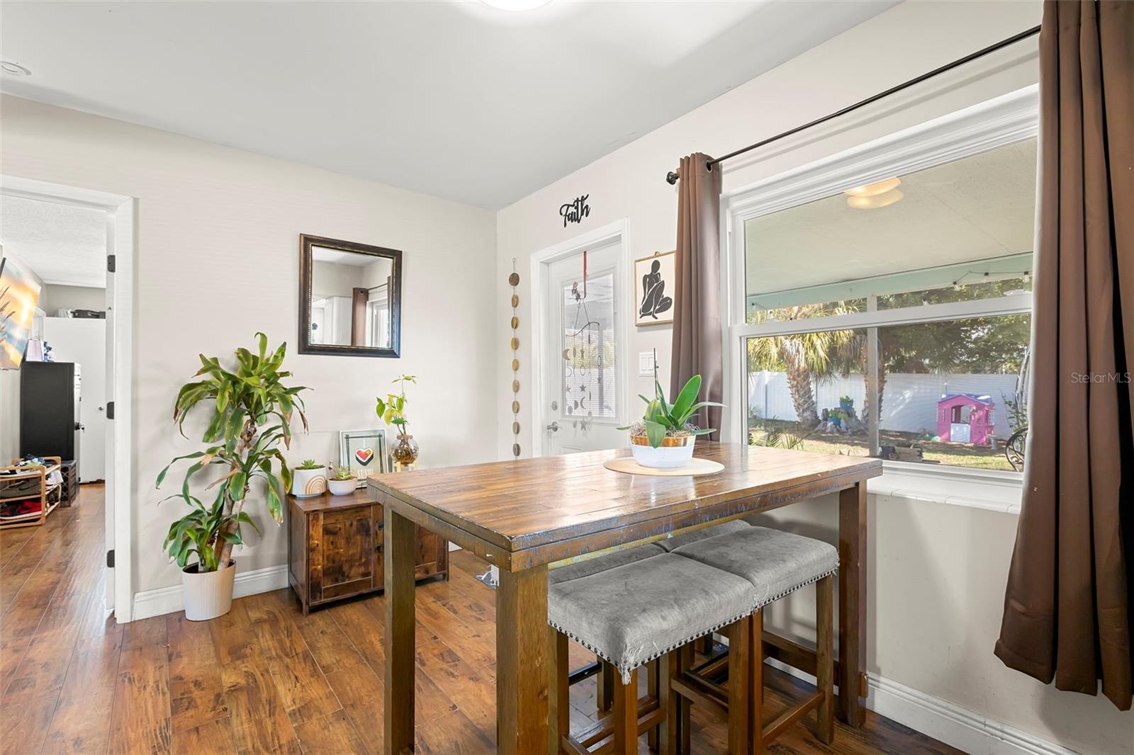 Image 12 of 28 For 1009 San Remo Avenue