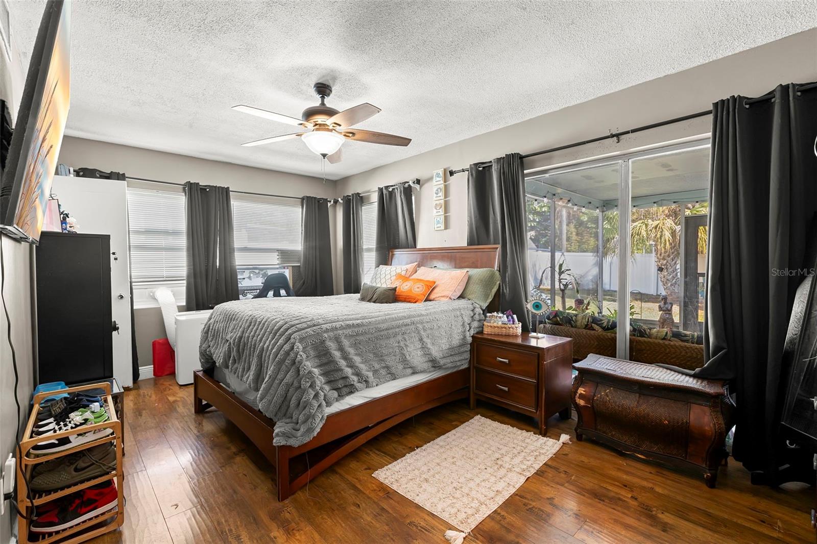 Image 13 of 28 For 1009 San Remo Avenue