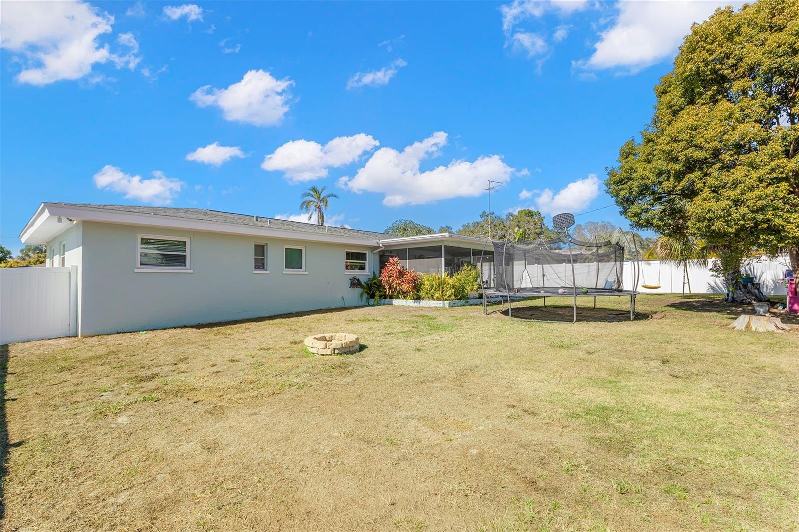 Image 27 of 28 For 1009 San Remo Avenue