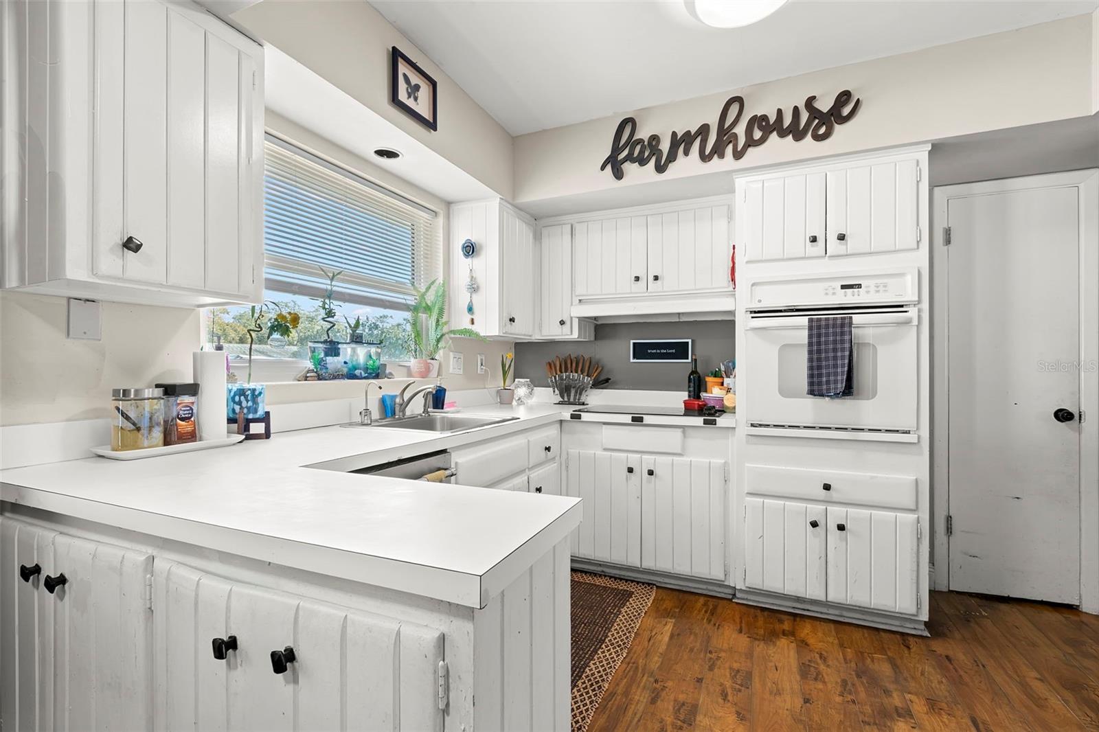 Image 9 of 28 For 1009 San Remo Avenue