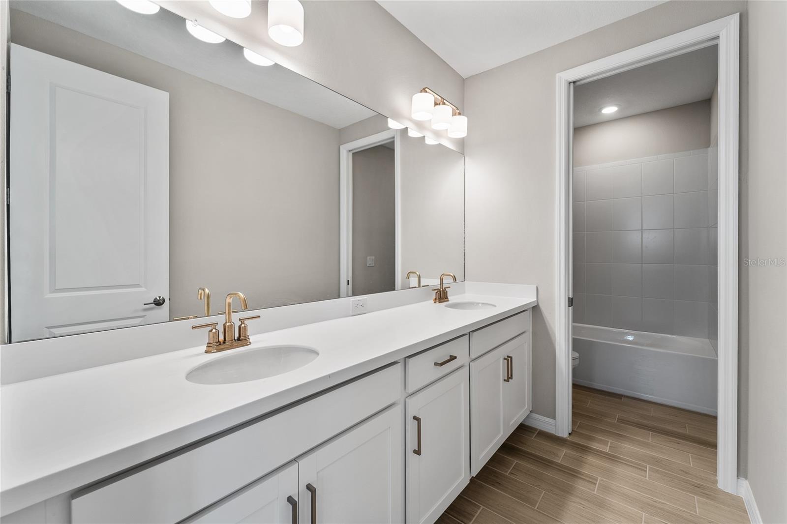 Image 26 of 55 For 2347 Overfalls Place