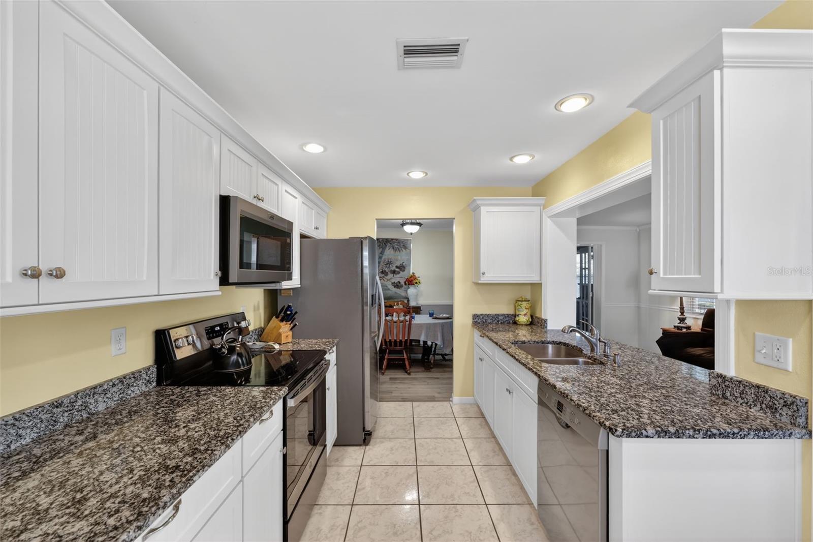 Image 15 of 43 For 9208 142nd Street