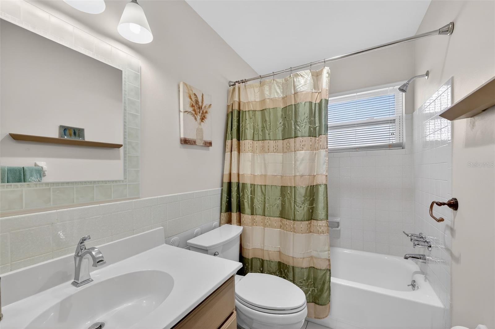 Image 25 of 43 For 9208 142nd Street