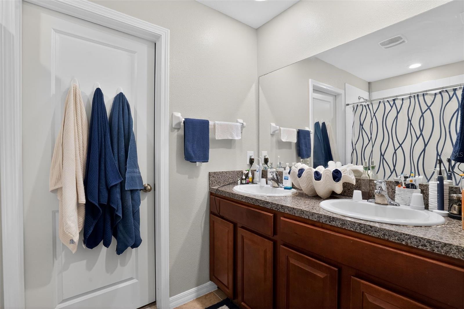 Image 25 of 29 For 10402 Carloway Hills Drive