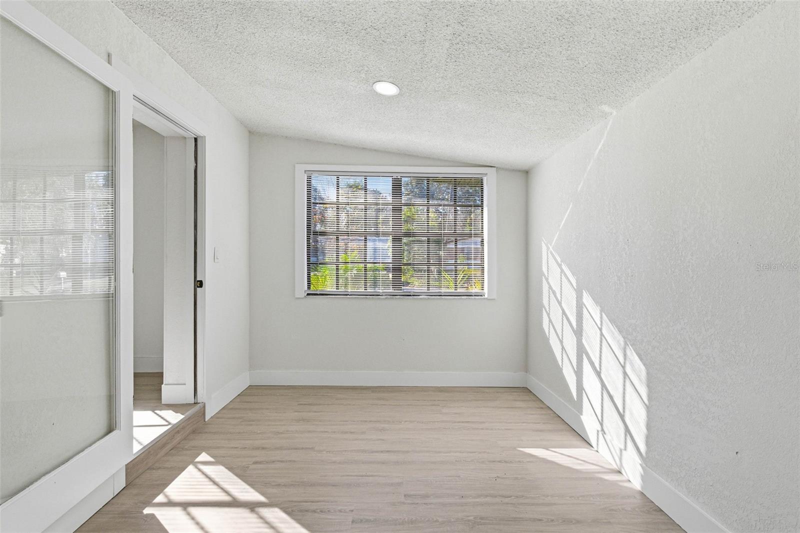 Image 13 of 58 For 3416 Jean Street