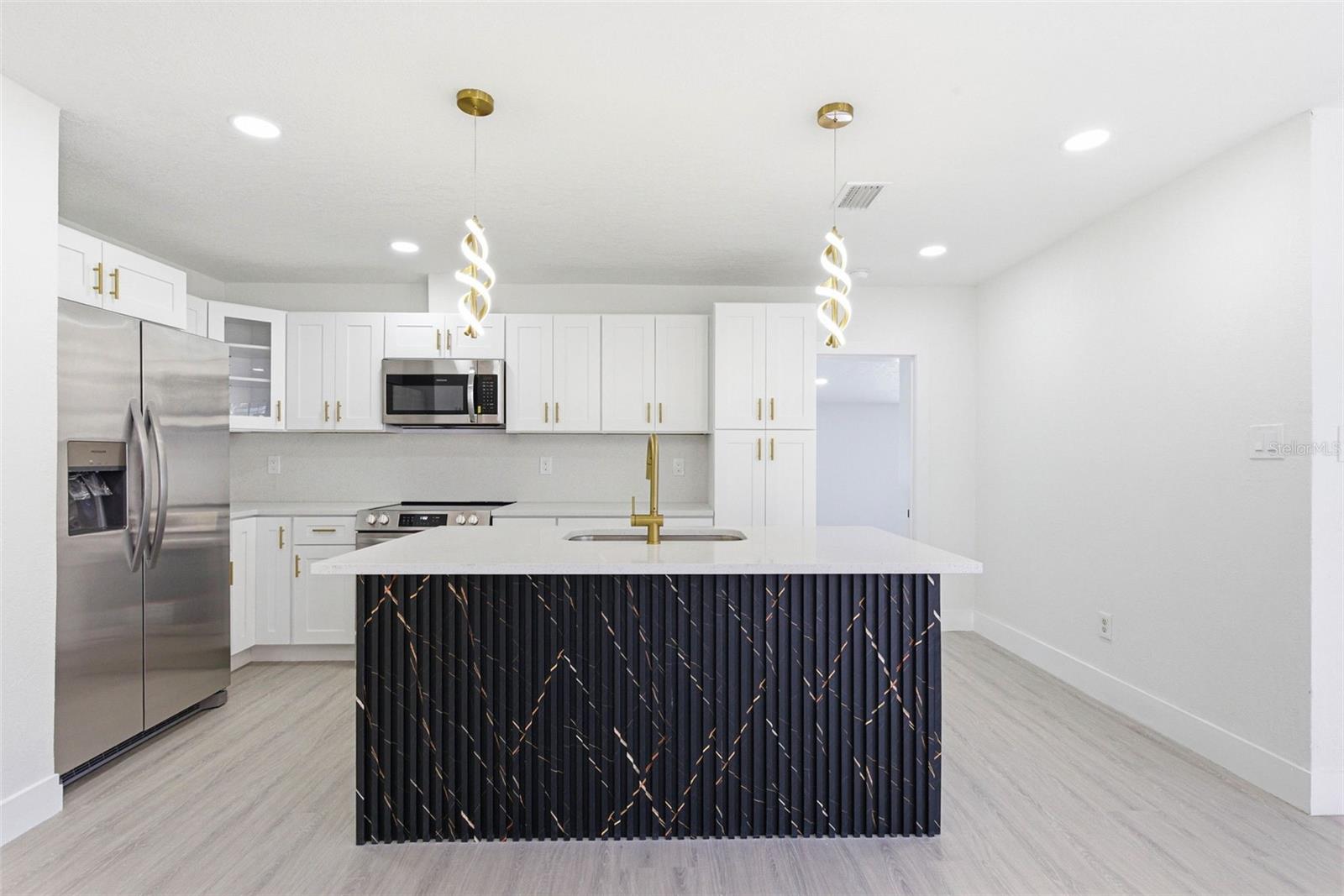 Image 14 of 58 For 3416 Jean Street