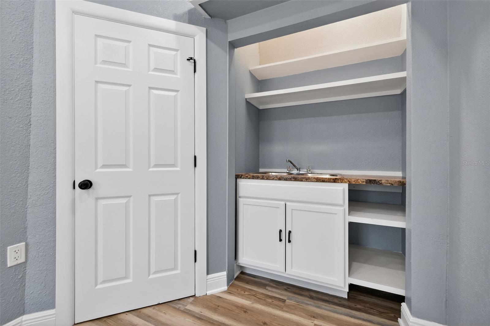 Image 15 of 41 For 2835 Shelton Avenue