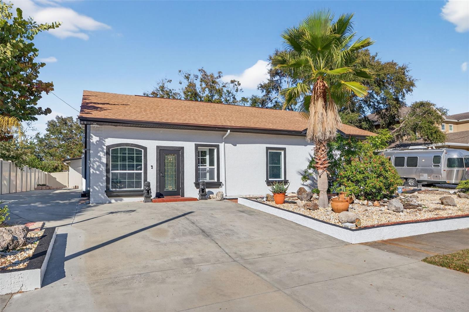 Image 2 of 41 For 2835 Shelton Avenue