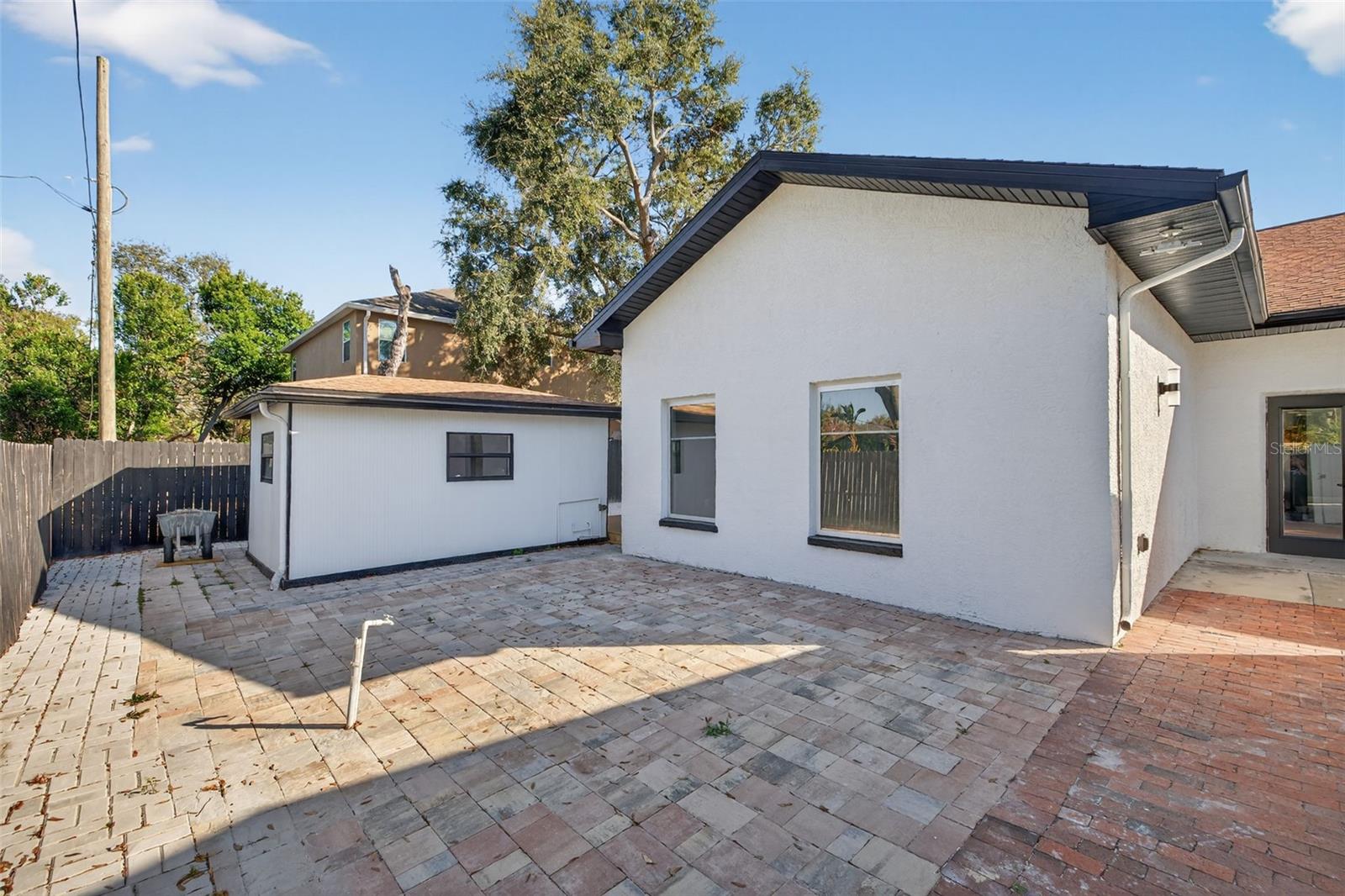 Image 35 of 41 For 2835 Shelton Avenue