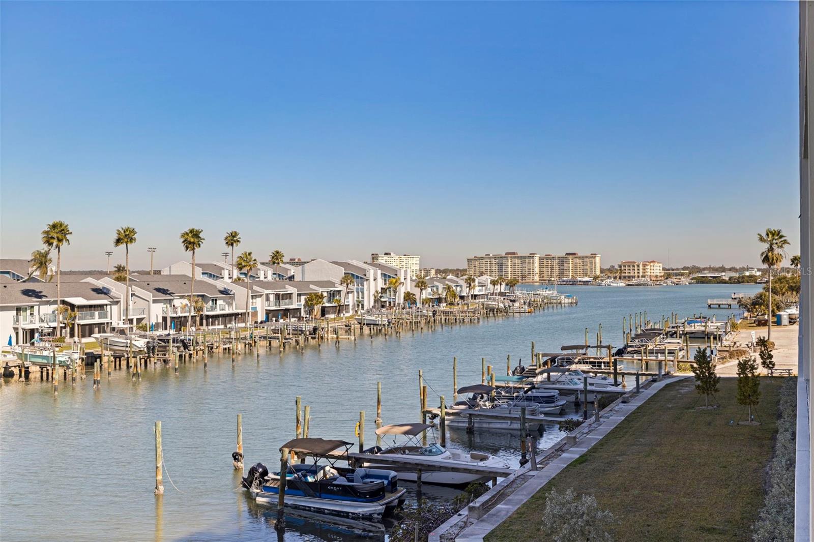 Image 48 of 60 For 400 150th Avenue 307