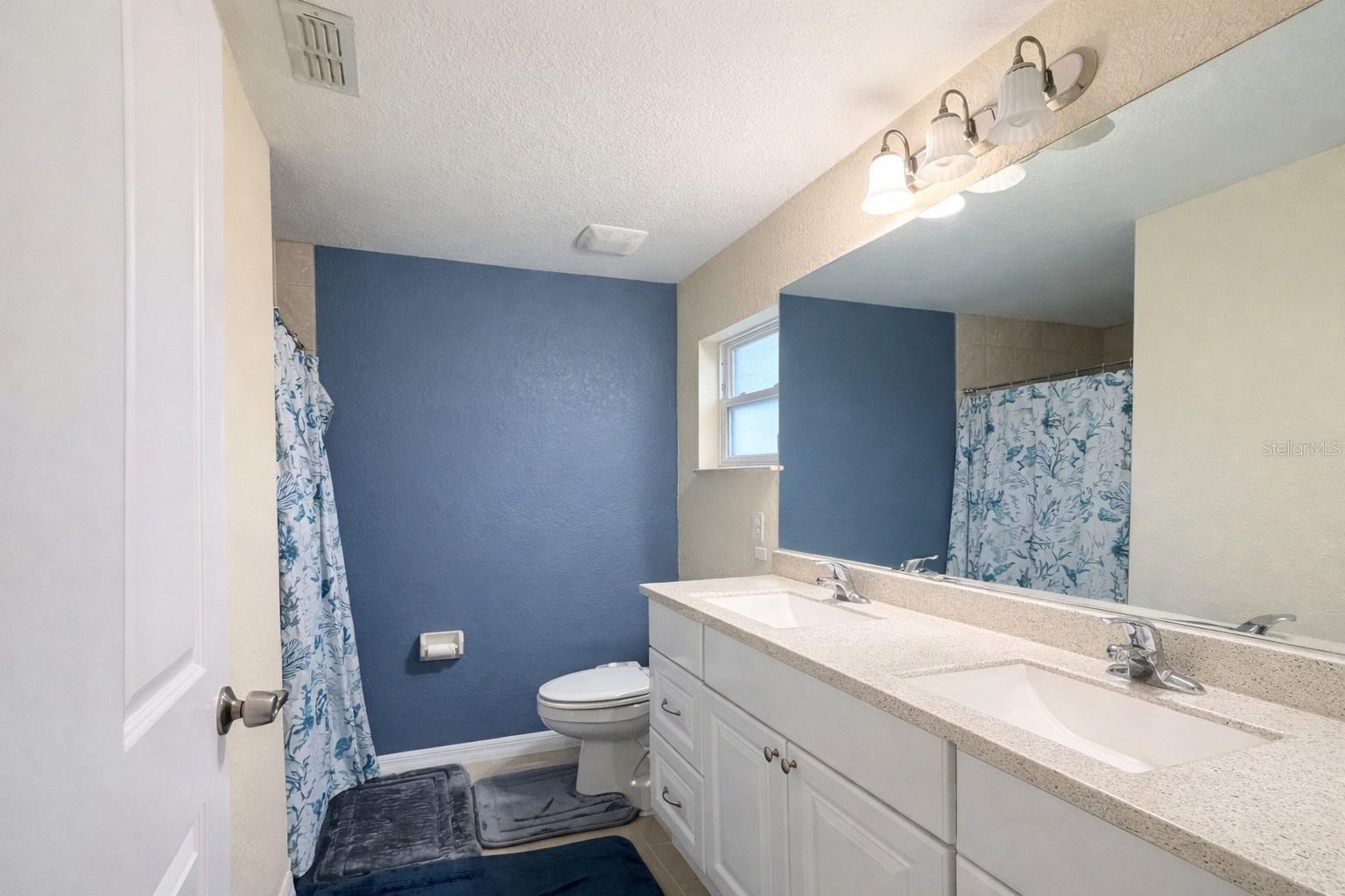 Image 15 of 24 For 14220 Spring Hill Drive