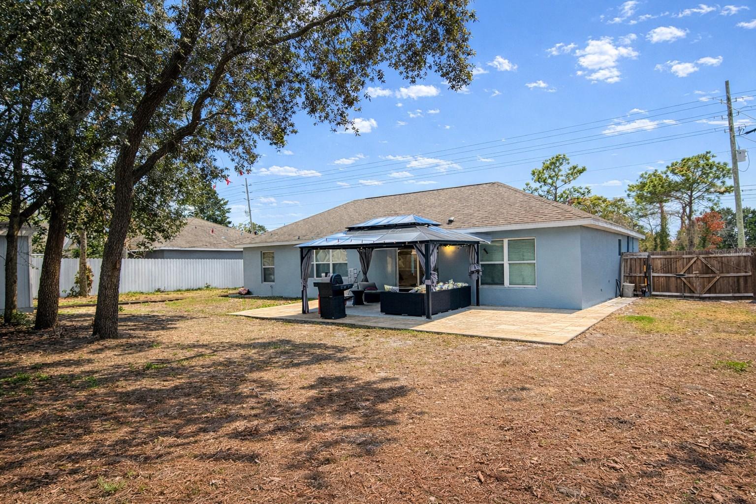 Image 22 of 24 For 14220 Spring Hill Drive