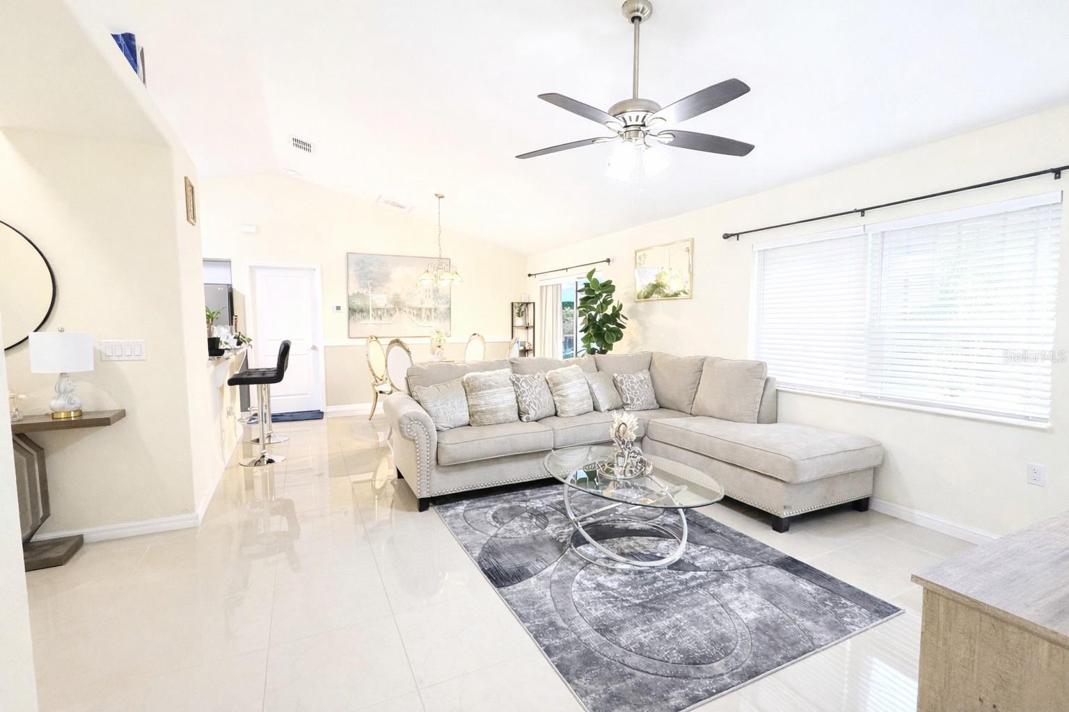 Image 8 of 24 For 14220 Spring Hill Drive