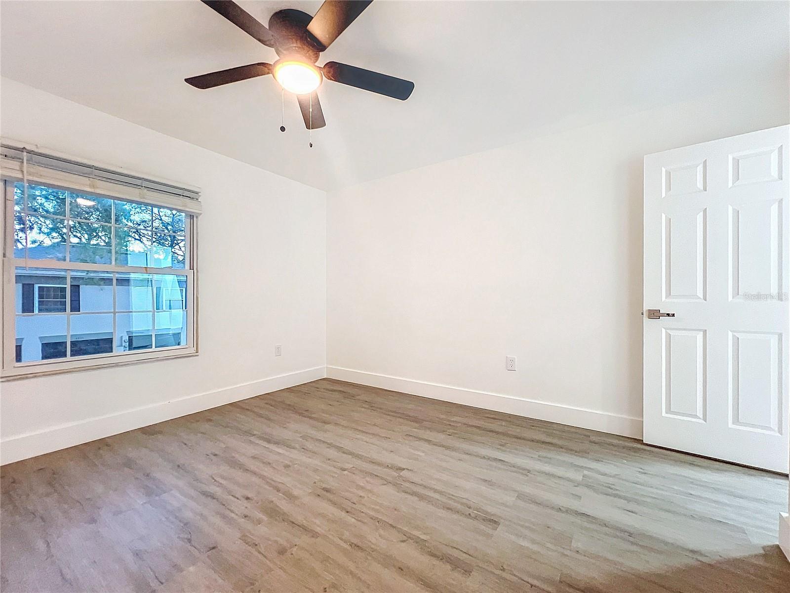 Image 29 of 30 For 6233 Dewdrop Way