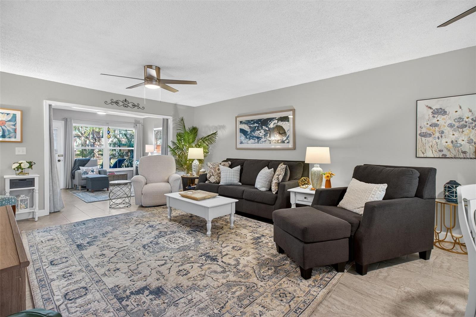 Image 11 of 34 For 2150 Elm Street # 603