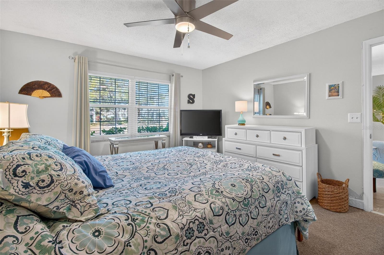 Image 20 of 34 For 2150 Elm Street # 603